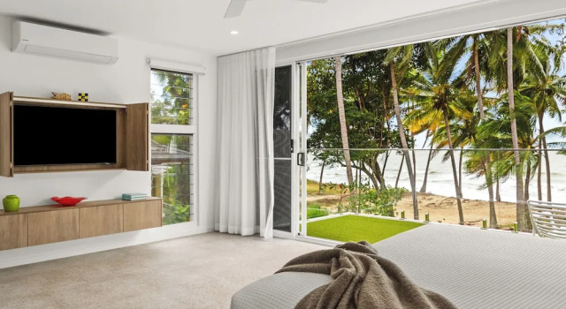 Коттедж Luxury Tenterfield Beachfront Luxury 4 Bedroom Holiday Home