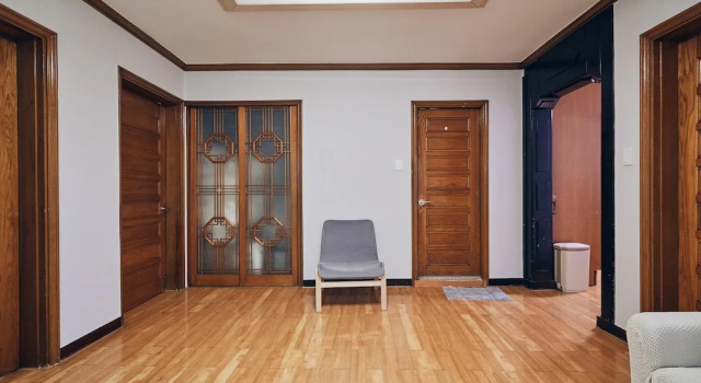 MYEONGDONG 100SQ3BDR FULL Villa, Book Villa Villaer i Seoul, Villa