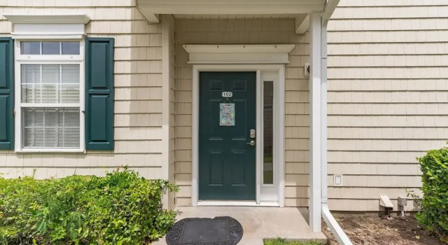 Excellent Vacation Townhome Near Myrtle Beach Adventure 2 Bedroom Townhouse by Redawning, Забронировать Дом для отпуска Литл-Ривер Гранд-Странд, рядом с Vereen Memorial Historical Gardens