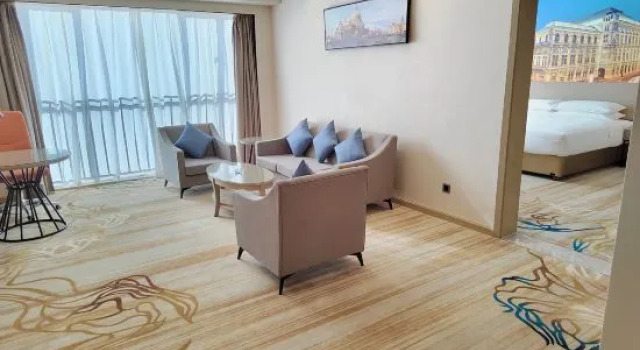 Люкс Deluxe Vienna International Hotel · Pingzhou Jade Street, Foshan, Guangdong 5.0 new edition