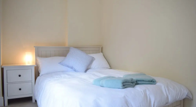 2 Bedroom Fulham Flat, Забронировать Отель Отели Англии 3 звезды, 3*