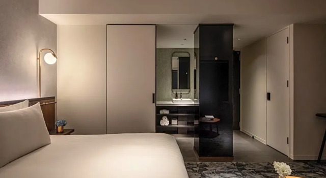 THE LIVELY HONMACHI OSAKA / Vacation STAY 78286, Забронировать Отель Сакаи Осака, рядом с Администрация города Осака