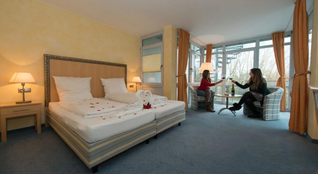 Rosenthaler Hof Hotel, Забронировать Отель Керценхайм Pfalz