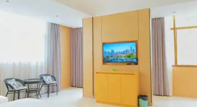 Семейный люкс с балконом Tanchang Mountain Side Homestay