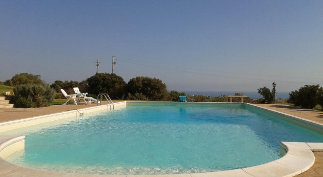 Studio Apartment In Countryside Villa With Pool, Book Apartment Hotels in Sicily with Parking, Parking