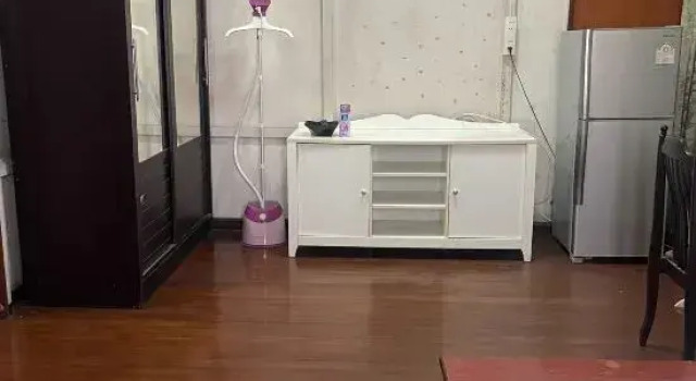 Кровать в общем номере Home Rama 4 near BTS Thong Lor