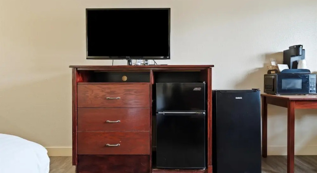 Двухместный номер Economy Quincy INN and Suites