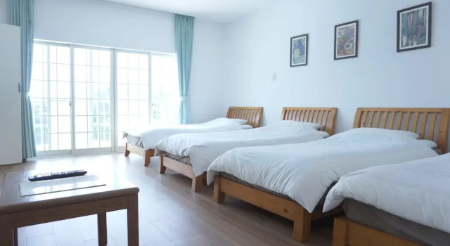Четырёхместный семейный номер Standard Hotel Kailani