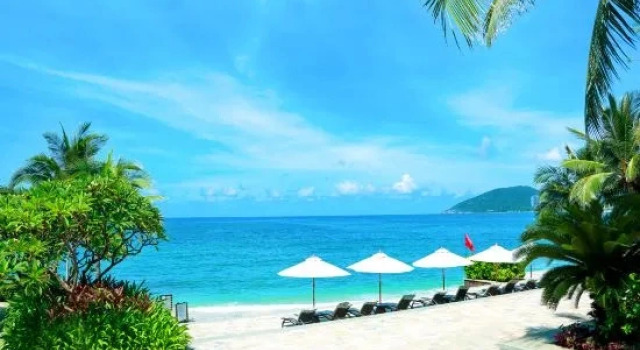 Sanya Xiahai Qionglou Boutique B&B (Dadonghai Shop), Prenota Bed & breakfast Sanya Hainan