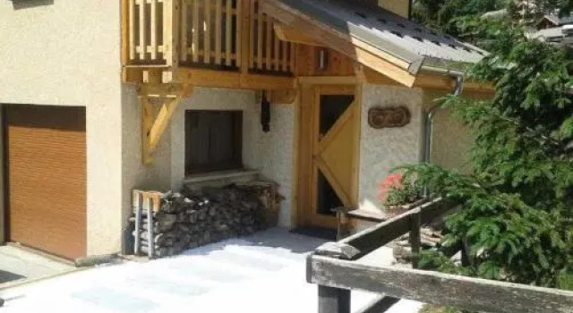 Chalet 6 Pers. Au Pied Des Pistes 72056, Забронировать Шале Виллы Овернь-Рона-Альпы, Вилла