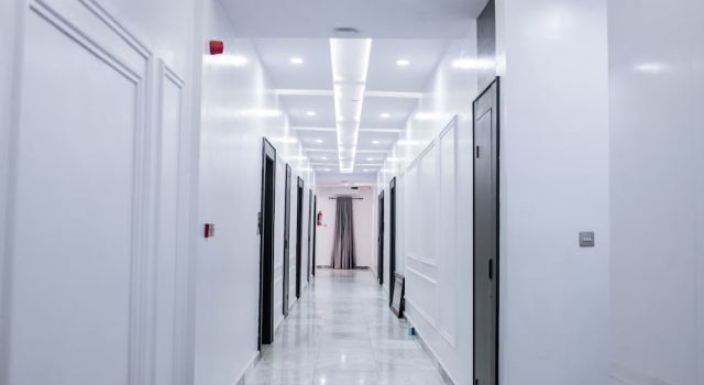 Robertware Hotel and Suites, Book Hotel Hotels in Ondo with Parking, Parking