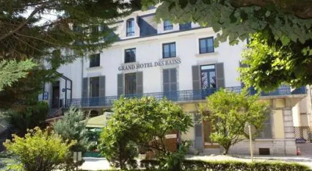 Номер Standard Logis Grand Hôtel Des Bains