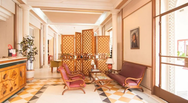 Hotel De France