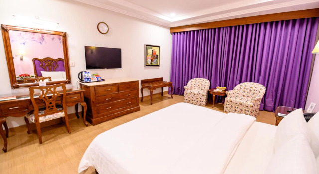 Hotel One Sargodha, Rezerwuj Hotel Sargodha Punjab Region