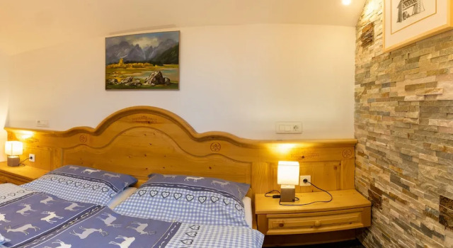 Апартаменты Classic с балконом и с видом на окрестности Apartments in Villa Flora