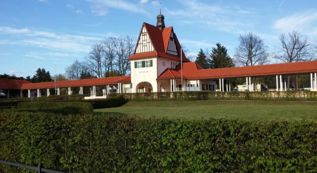 Residenz "Zum Kronprinzen" Wohnung Nr.10, Забронировать Отель Отели Бад-Заров с парковкой, Парковка