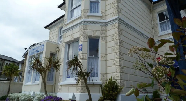 Lyndhurst House, Забронировать Отель Отели Сандаун 4 звезды, рядом с Пляж Лейк, 4*