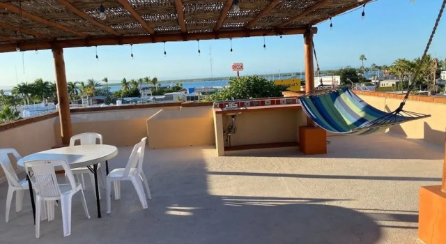 Апартаменты Comfort Suites Bahia View
