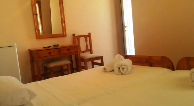 Perdika Mare Guesthouse, Rezerwuj Pensjonat Perdika 