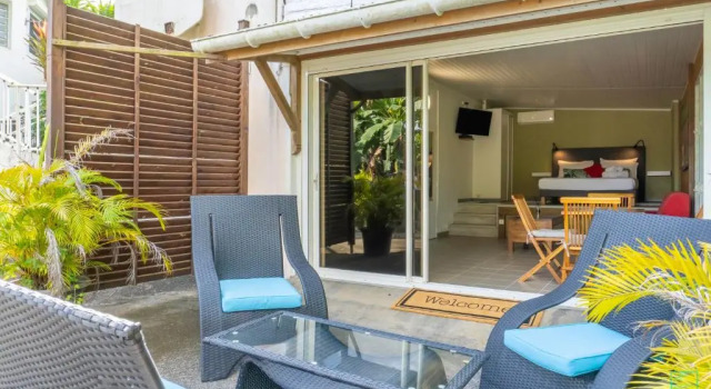 Studio Ylang - Charmant studio indépendant, Rezerwuj Hotel Hotele w Basse-Terre z parkingiem, Parking