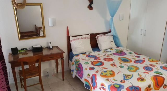 Coquet deux pièces meublée, proche mer, Book Hotel Sainte-Anne Martinique