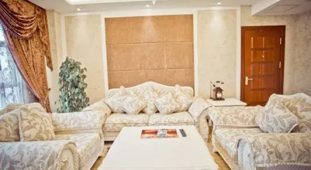 Люкс Presidential Jinqian Jiahua Hotel