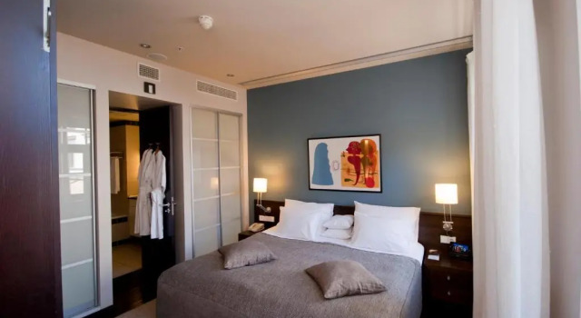 Люкс Отель Bergs Suites