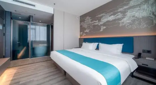 Люкс Luxury Bougainvillea Hotel (Shenzhen Bantian)