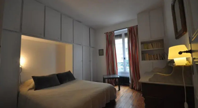 Apartment Paris Rue Fondary, Забронировать Апартаменты/квартира Париж Иль-де-Франс, рядом с Espace Nadeshiko Paris France