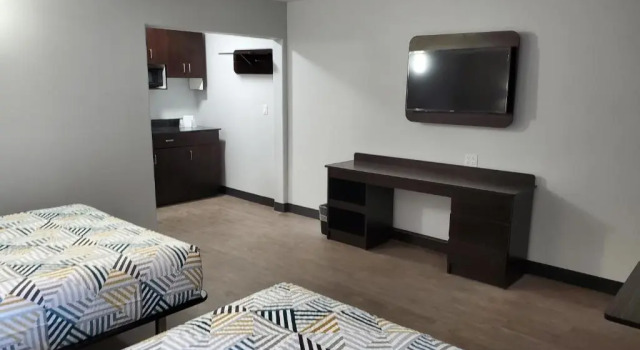Четырёхместный номер Standard Motel 6-Show Low, AZ