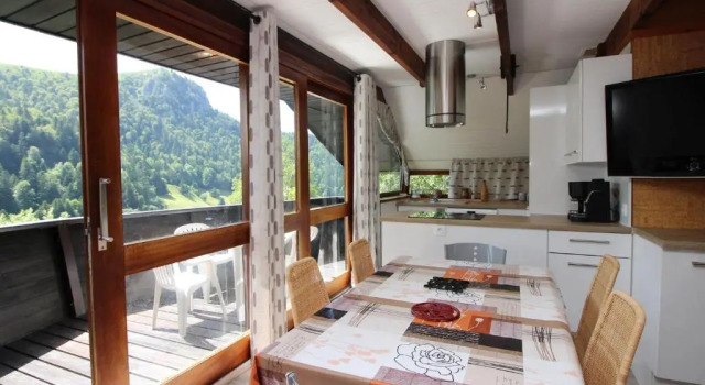 Chalet Mont-Dore, 4 pièces, 9 personnes - FR-1-608-88
