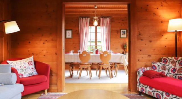 Chalet Chalet Merymont, Rezerwuj Chalet Hotele w Vaud z basenem, Basen