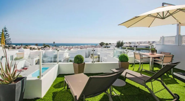 Апартаменты Flower Beach Suite 23