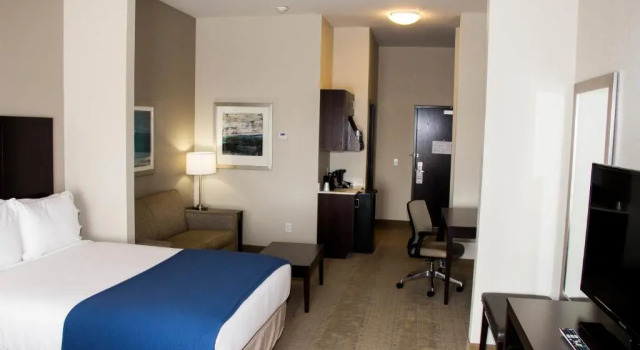 Номер Standard Holiday Inn Express and Suites Sikeston by IHG