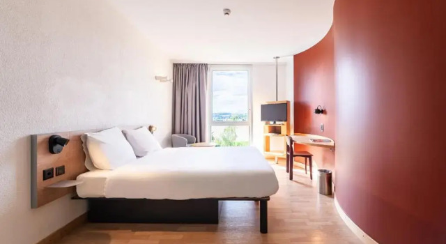 Двухместный номер B&B HOTEL Lully 3 Lakes
