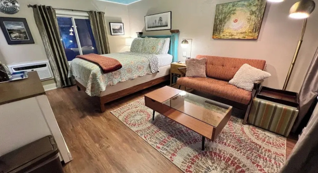 Двухместный коттедж Deluxe Sherwood Court Cottages & Guest Rooms