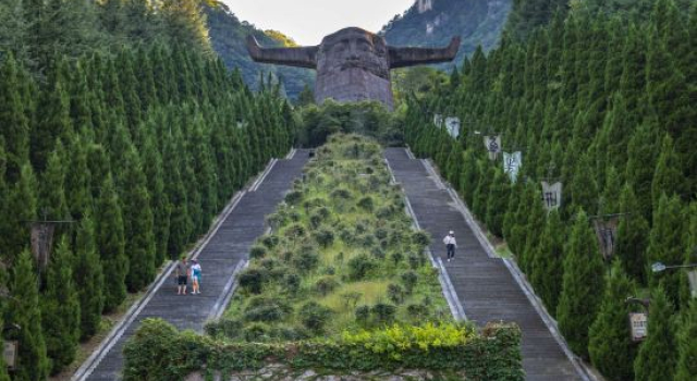 Shennongjia Xixuantang Homestay (Muyuzhen Shennongtan Scenic Area Branch), Забронировать Отель Отели Шэньнунцзя 3 звезды, 3*