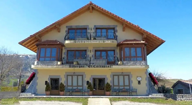 Viviendas Turisticas El Carrascal, Book Hotel Soba Cantabria, near Rio Gandara Waterfall