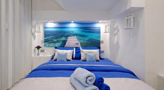 Двухместные апартаменты с видом на город Santorini Style in Athens, Greece