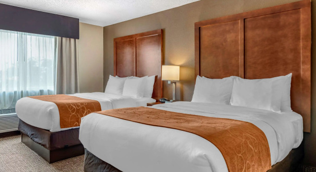 Comfort Suites Terre Haute, Varaa Hotelli Terre Haute Indiana