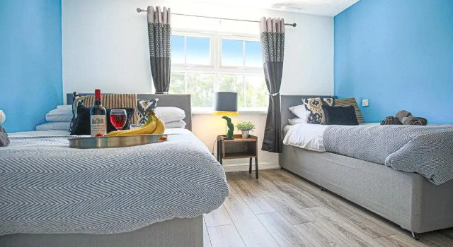 2 BEDROOM APARTMENT near Bicester Village by Platinum Key Properties