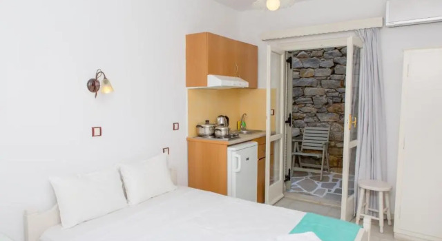 Студия Economy Lygdamis Hotel