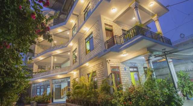 Hotel Centre Inn Lake