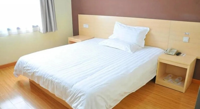 Super 8 Hotel
