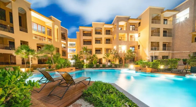 Апартаменты Condo Surf 405 - Luxury Oceanview Beachfront 3 BR with Gym - At El Faro Condos