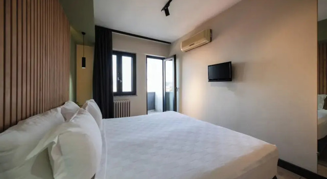 Двухместный номер Standard с балконом Polek Hotel