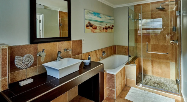 Номер Luxury The Hamptons Guest House