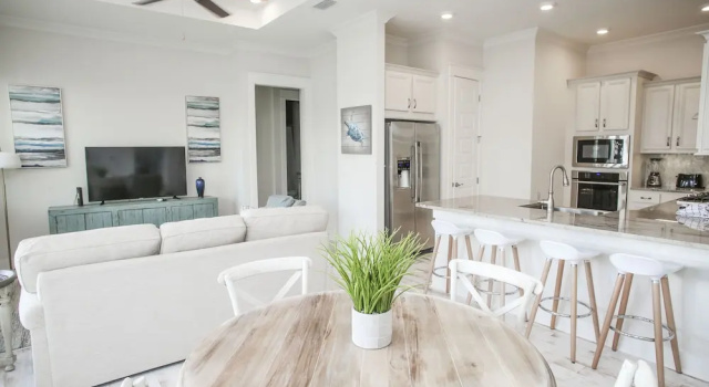 Коттедж с 2 комнатами Prominence on 30A Beach Homes by Panhandle Getaways