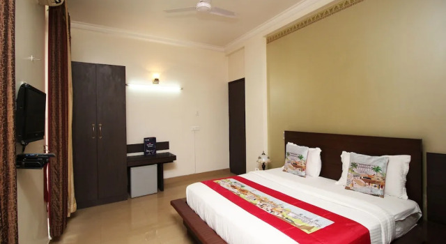 GoodCare Residency, Забронировать Отель IMT Manesar Гургаон