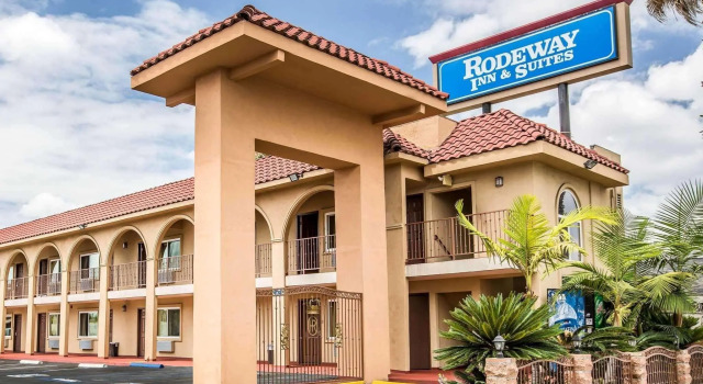 Люкс Rodeway Inn & Suites Bellflower